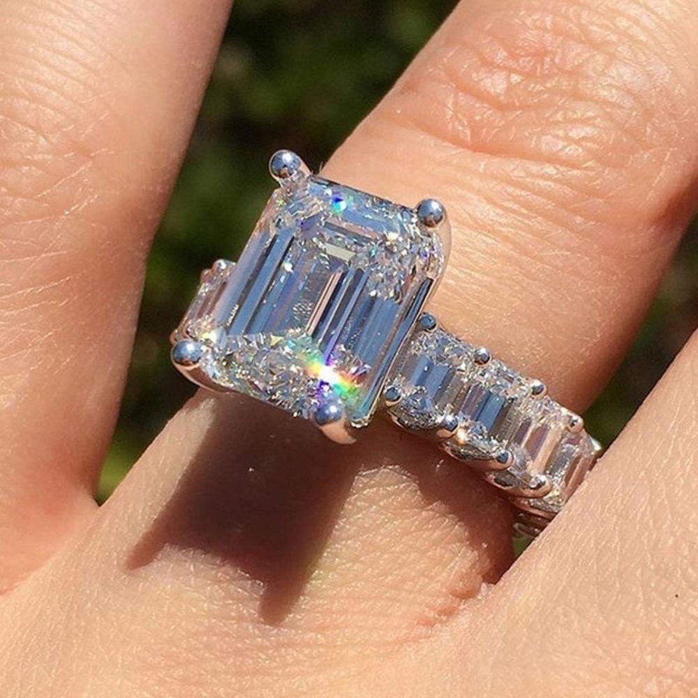 *DEVORA* Silver x Zircon Square Fashion Ring Size 8